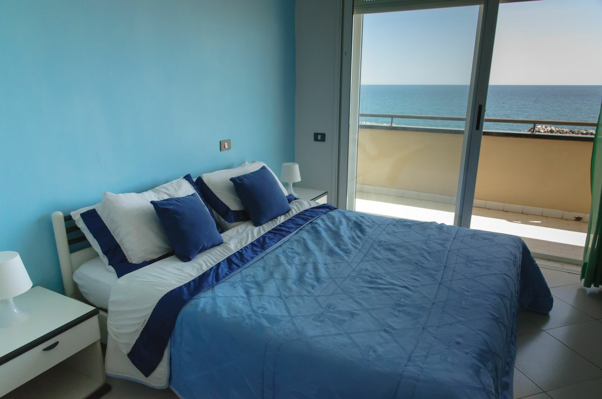 Apartahotel Belvedere Vista - Seafront Rímini